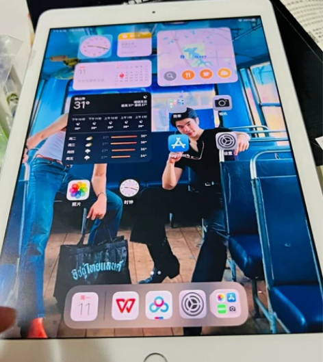 个人闲置，便宜出ipad2018平板128...