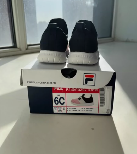 斐乐正品 感兴趣的话点“我想要”和我私聊吧~