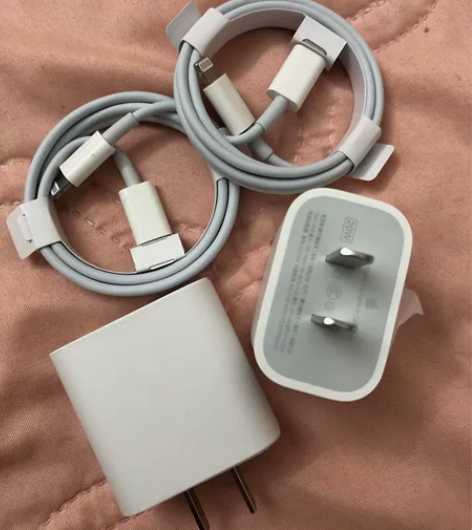 [个人闲置百分百原装正品!] 苹果20w快...