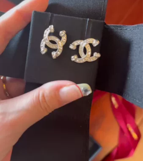 chanel23P双C耳钉银色 全新全套全...