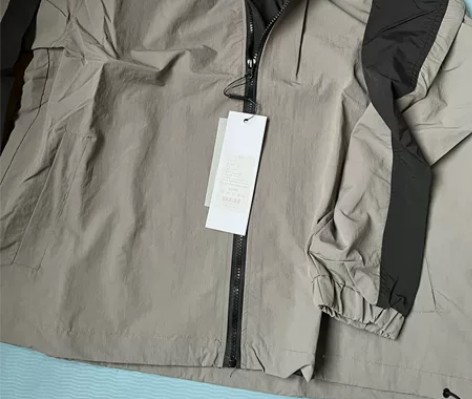 全新180男士卫衣40元全。3件包邮。空间...