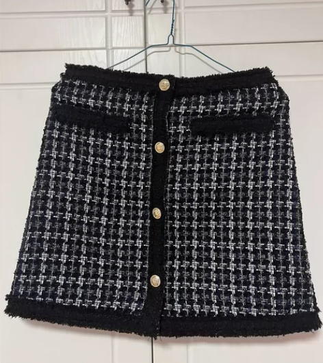 HM小香风A字裙，只穿过一回，腰围73厘米...