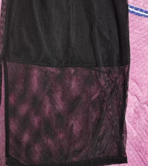 专卖店买的,穿过一次,吃胖穿不了了,包臀一...