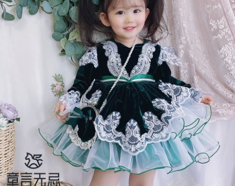 胡桃家 绿丝绒宝宝公主裙礼服洋气新款蛋糕裙...