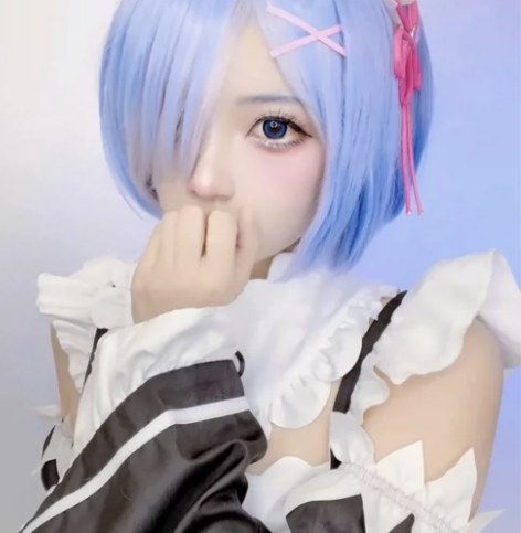 蕾姆衣服全套 穿一因为瘦太多大刀出,爽快姐...