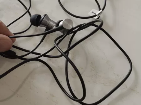 万魔品牌音乐耳机，因买手机送的iqoo耳机...