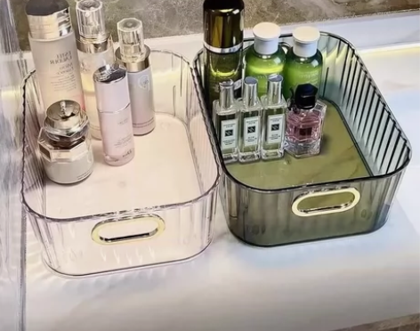 化妆收纳盒多功能杂物轻奢透明收纳盒小红书桌...