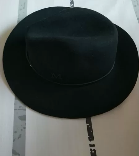 全新羊毛礼帽,从未使用过,一直在家闲置, ...