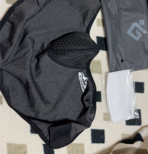 防晒面罩，防晒指数50+，阻隔紫外线99%...