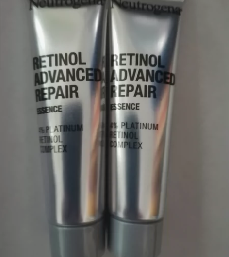 露得清维A醇精华10ml两个未拆封，保质期...