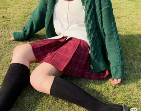 锦鲤jk格群 深夜幻境 状态还可以 有同格...