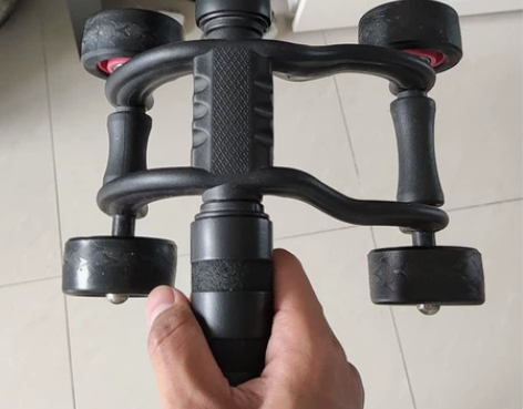 非常结实耐用的健腹轮 感兴趣的话点“我想要...