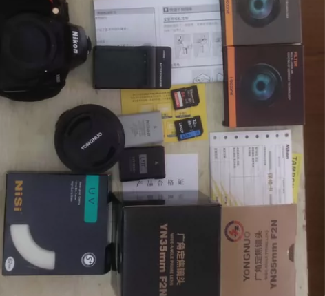 尼康D3500腾龙18-200永诺35F2...