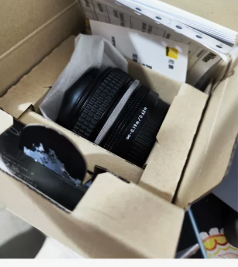 京东购入的Z28mm f2.8se版。这支...