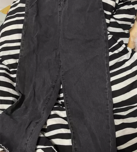（腰围65清衣柜大甩卖）裤长94黑色牛仔裤...
