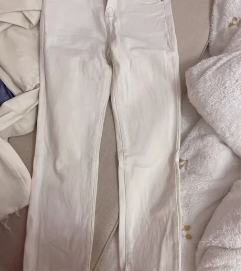 白色牛仔裤 加厚带绒s码，26、27都可穿...