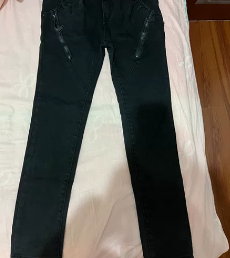 破洞牛仔裤 铅笔裤 紧身裤 黑色 女 穿过...