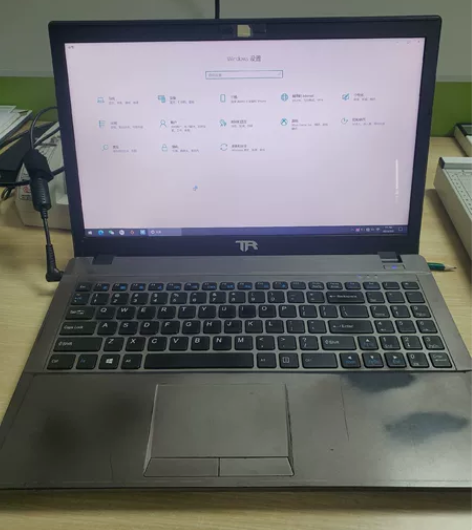 雷神G150SG游戏本，伊拉克成色，电池不...