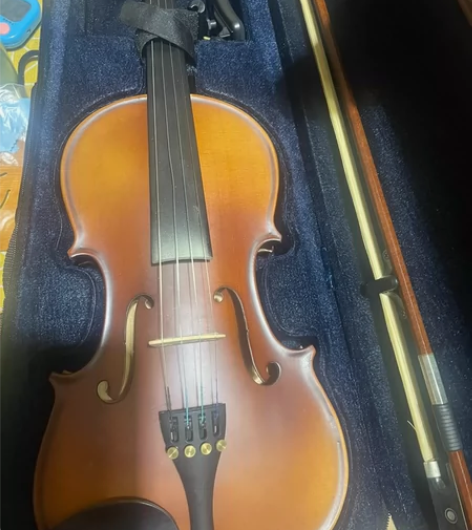 【闲置】成人用小提琴，九五新。音色正常，适...