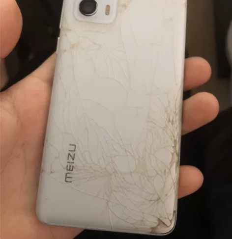 魅族18s  8+256，曲面屏幕用不惯，...