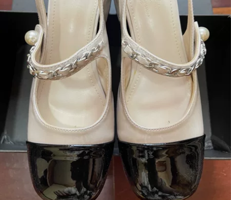 妙侣 玛丽珍鞋 杏拼黑37码！买来搭配衣服...