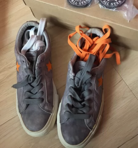 匡威经典款休闲鞋 95新 35码 三副鞋带...