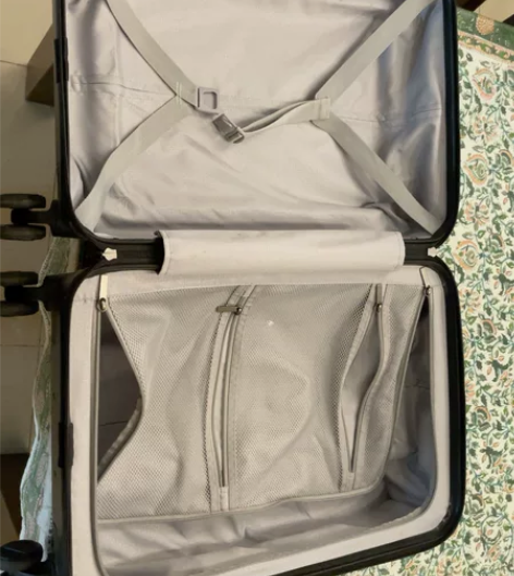 90分行李箱，功能完好，20寸登机箱 感兴...