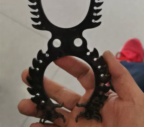 弹弓弓头,双面可用,可上多根皮筋,自己看好...