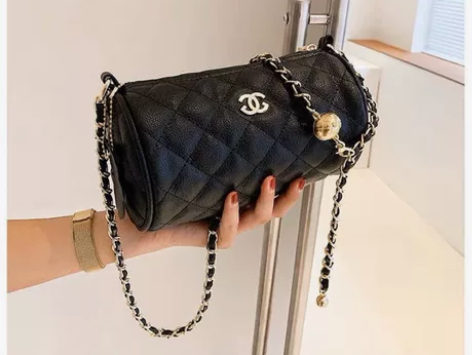 朋友从香港购入全新包包,明星同款Chane...