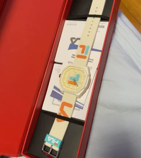 FILA斐乐手表2021新款情侣表粉色石英...