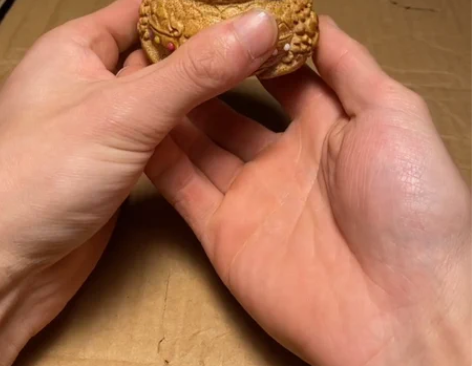 高工纯手工竹根雕金蟾，难得之作，看好的结缘...