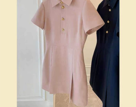 2022年新款港味复古chic裙子法式小香...