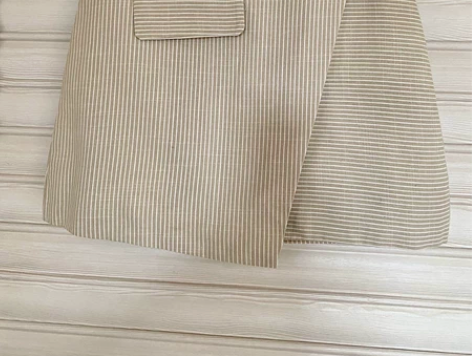 条纹半身裙a字裙，m码，腰围70，裙长38...