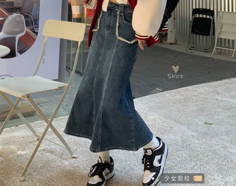复古牛仔半身裙女秋冬2022年新款高腰中长...