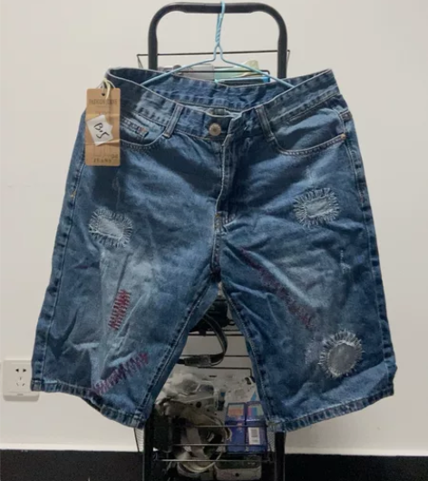 牛仔短裤105斤以内可穿 感兴趣的话点“我...