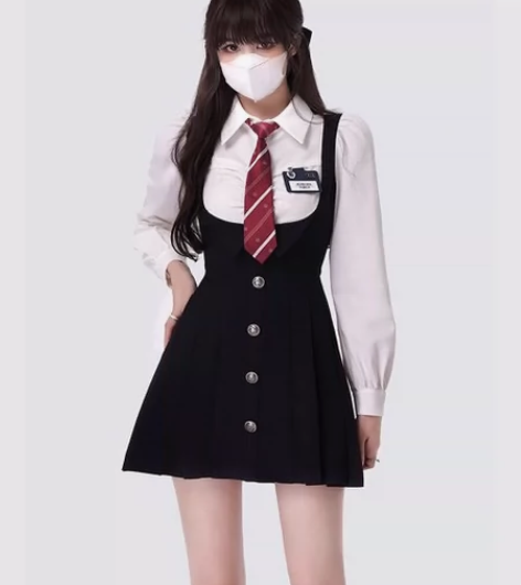 画解WAHJUIS 校园小说女主 假两件连...