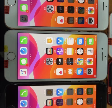 苹果8代64G原机原屏。ios13.0-1...