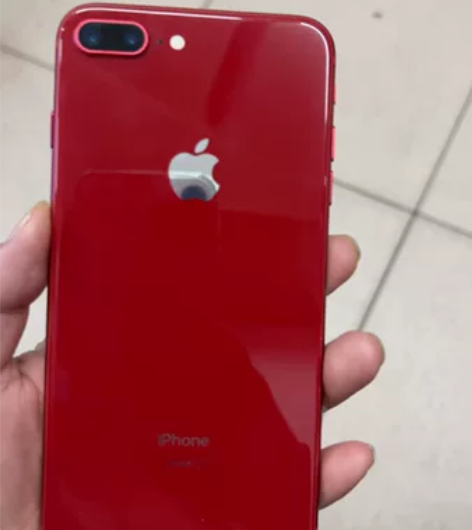 苹果8plus 64 G内存,单网无锁,支...