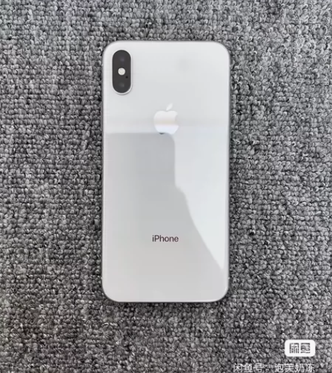 苹果iPhoneX 全网通国行女生自用 二...
