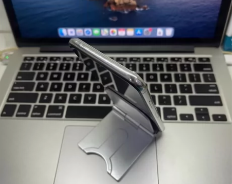 iPhone X 白色 换好全新电池功能正...