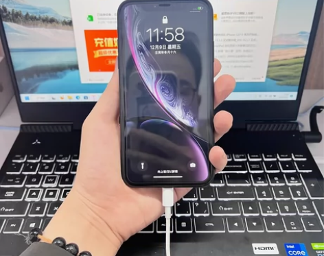 iPhoneXR 64扩容256 配合卡贴...