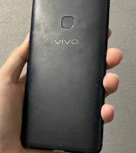 ViVO X20 出一部配件机，内存未知前...