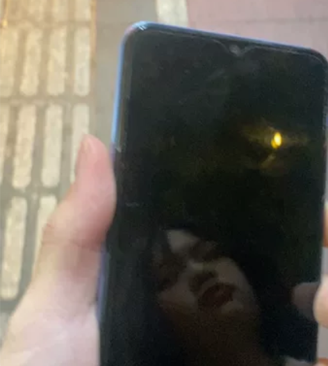 vivoY32闲置出外观完整 128gb内...