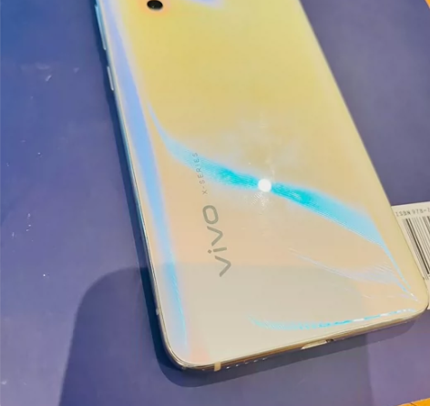 vivo  x27   原装屏幕，8+12...