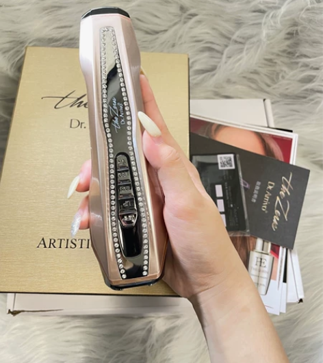 宙斯五代美容仪，用了两次，脸部做了医美，闲...