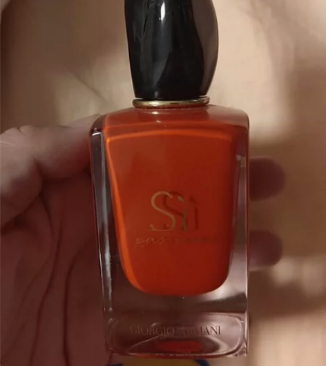 阿玛尼挚爱香水（50ml） 还有一半 感兴...