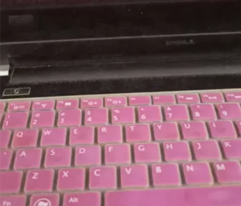 戴尔笔记本电脑屏幕坏了，配置自己看，光驱功...