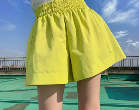 彩色高腰短裤女2022年夏季新款薄款松紧腰...