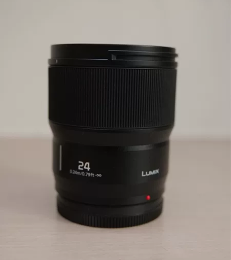 出一个9.9新松下24mm/F1.8全画幅...