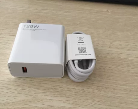小米120w金标充电器头，搭配原装数据线，...